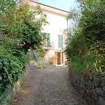 Casa Luigia Hillside Getaway 아파트