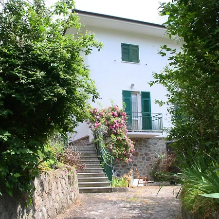 Casa Luigia Hillside Getaway *