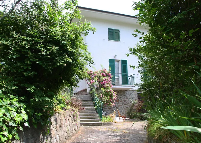 Casa Luigia Hillside Getaway *